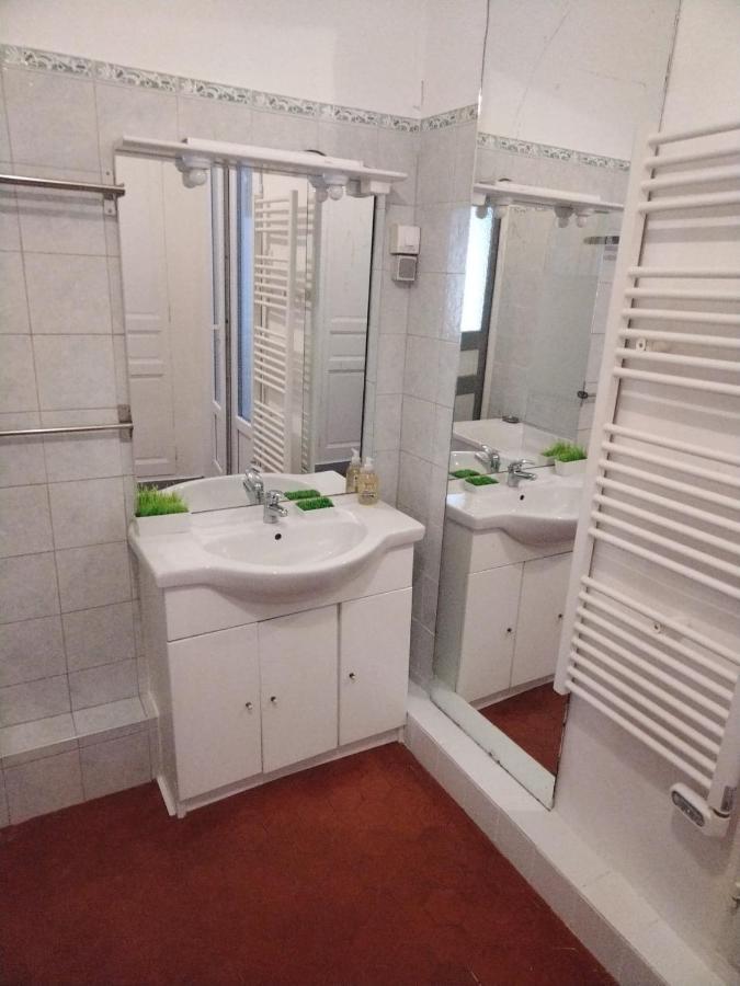 Quartier Des Createurs "La Plaine Cours Julien" Chambre Privee Dans Appartement Menage Frequent Des Parties Commune Марсель Экстерьер фото