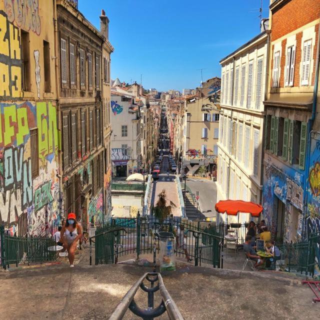 Quartier Des Createurs "La Plaine Cours Julien" Chambre Privee Dans Appartement Menage Frequent Des Parties Commune Марсель Экстерьер фото
